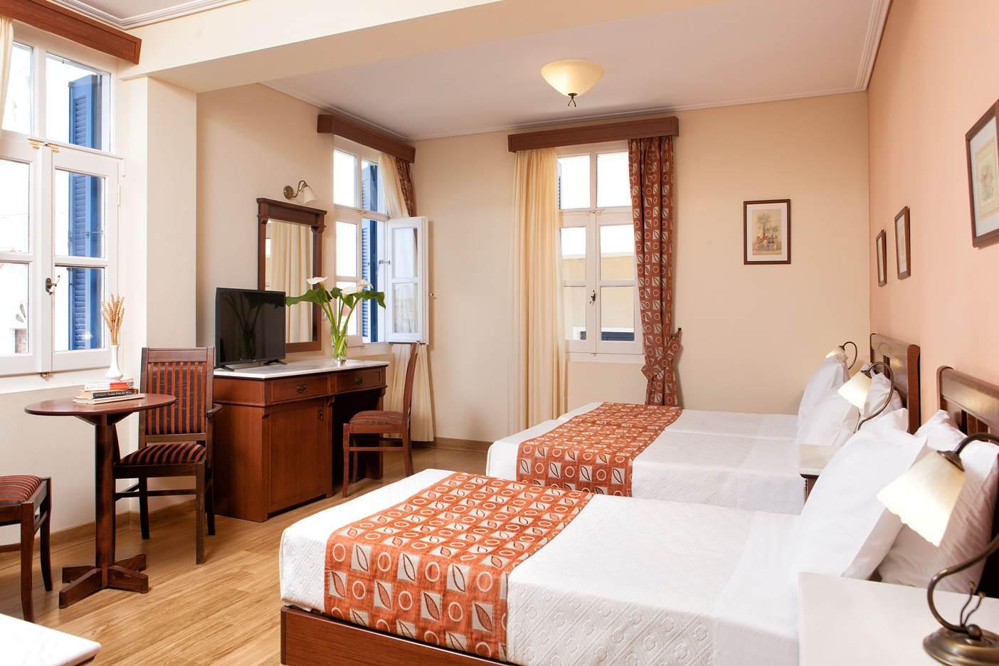 Egli Hotel Ándros Buitenkant foto