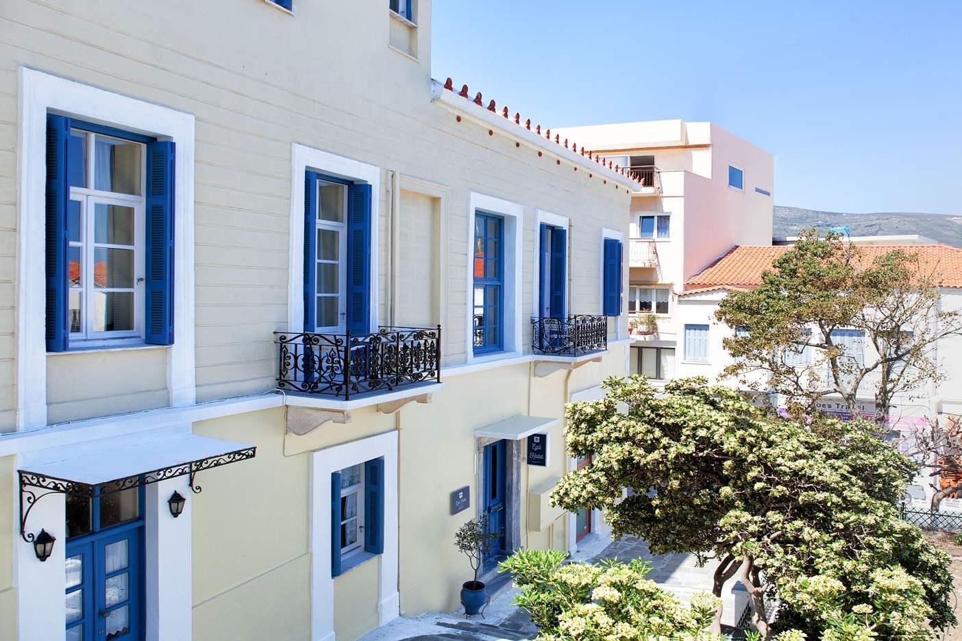 Egli Hotel Ándros Buitenkant foto